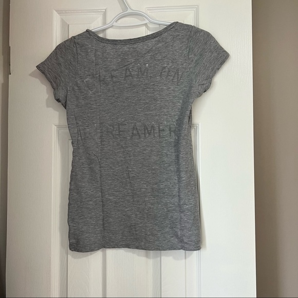 3 for $15 American Eagle Outfitters Grey T-Shirt - Picture 4 of 7